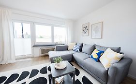 Stadtrand Oase Karlsruhe Mit Balkon